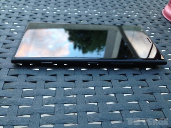 Nokia Lumia 1520 Front